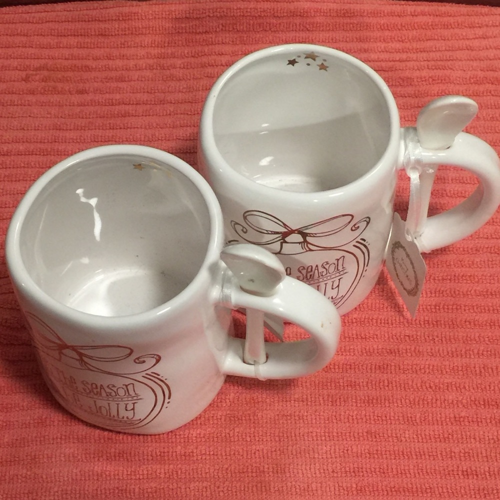 2 Christmas mugs🎄